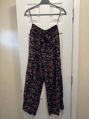 Black Floral Wide-Leg pants with Tie Waist